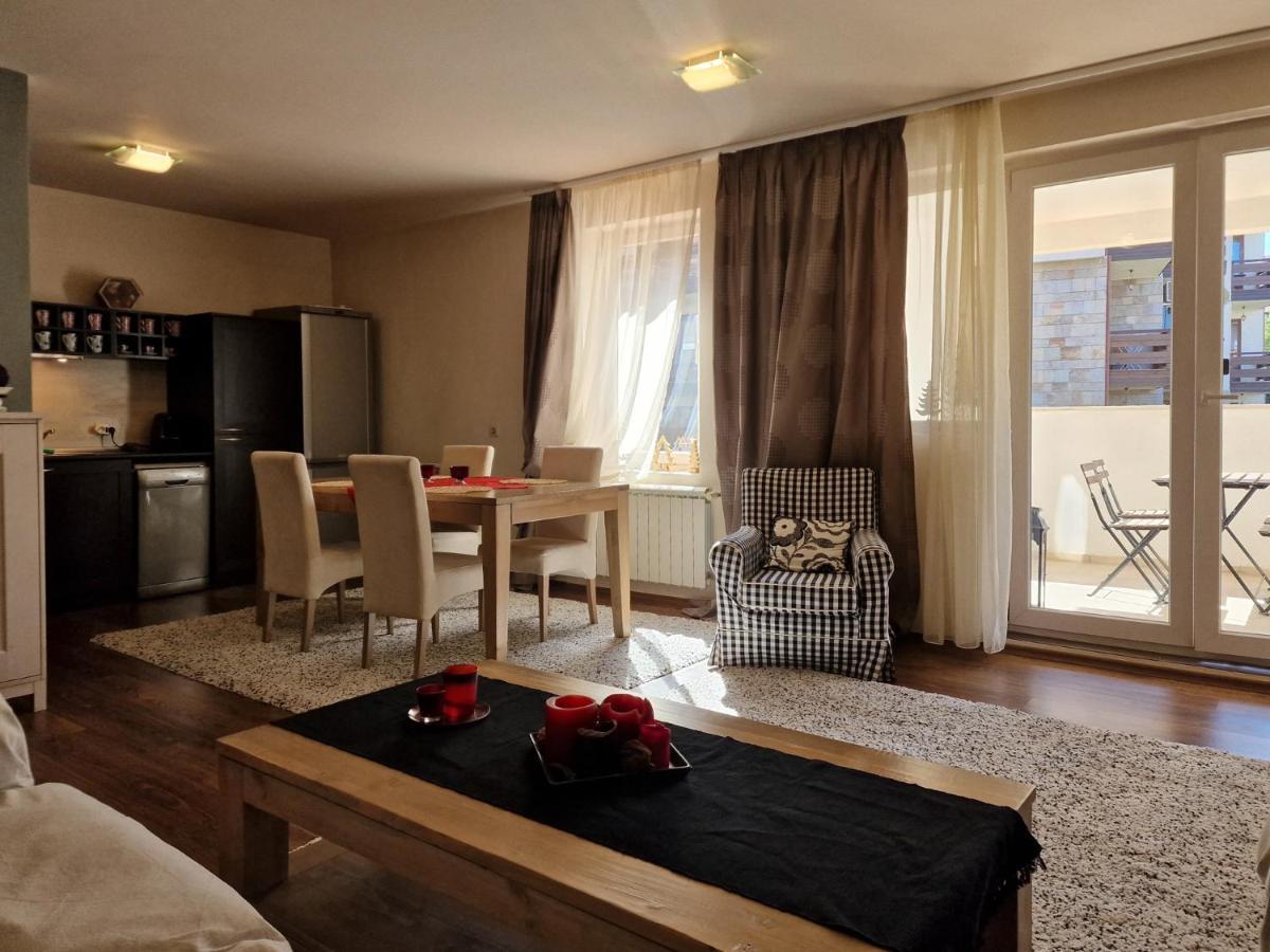 Bansko Royal Towers - 2Bd Flat With Parking By Flat Mаnager Apartment Екстериор снимка