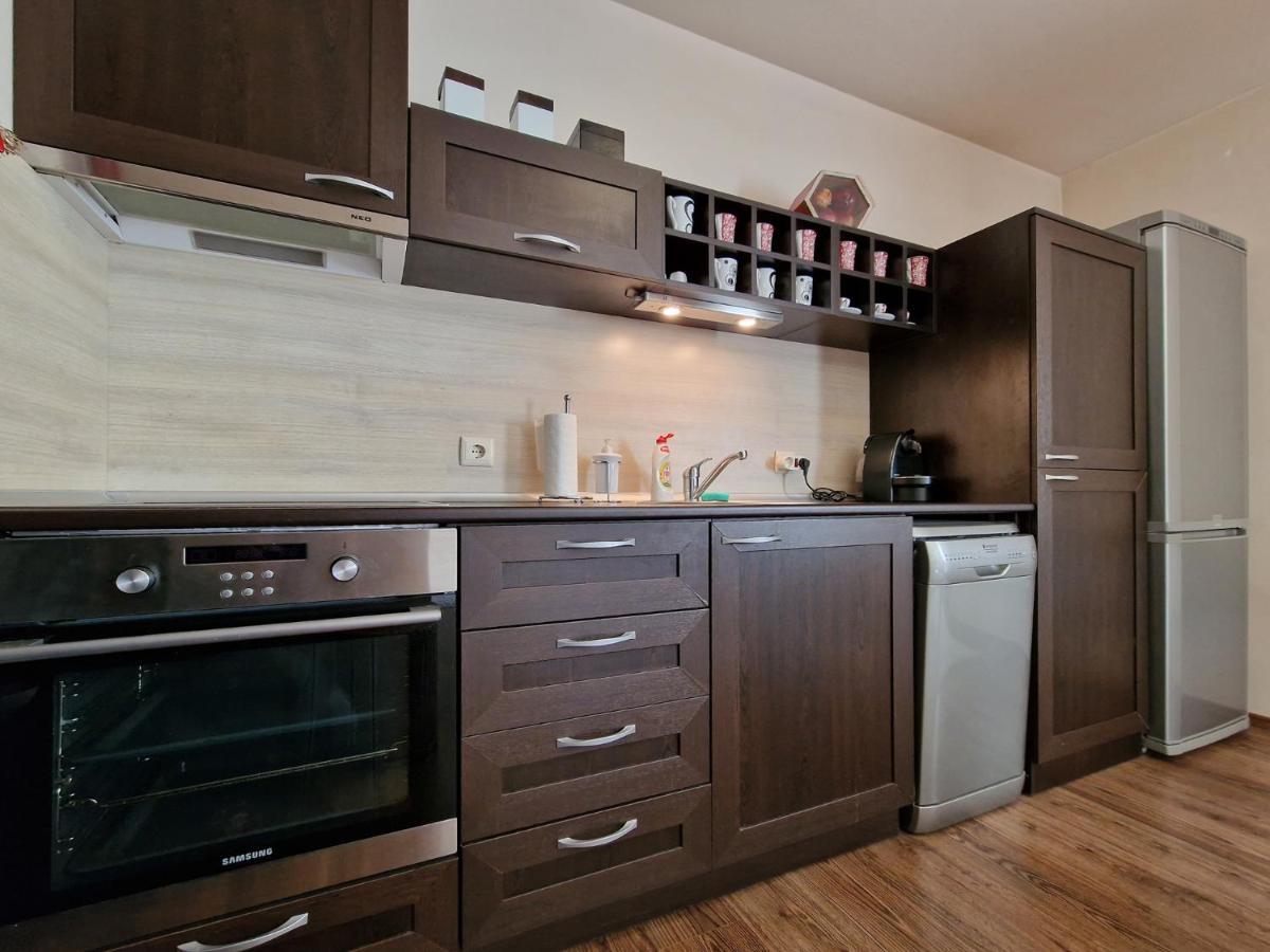 Bansko Royal Towers - 2Bd Flat With Parking By Flat Mаnager Apartment Екстериор снимка